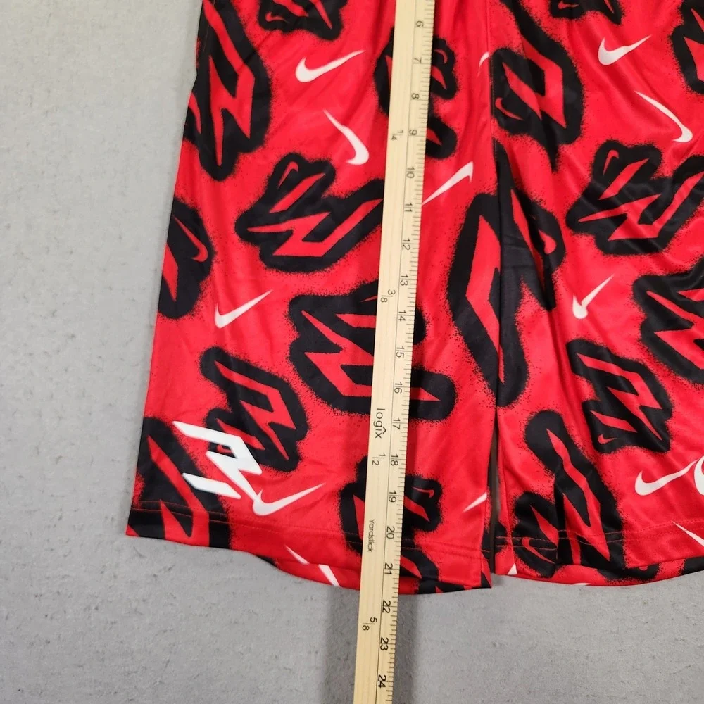 Nike Boys Training Shorts Baggy Pockets Size Youth XL All Over Print NWT